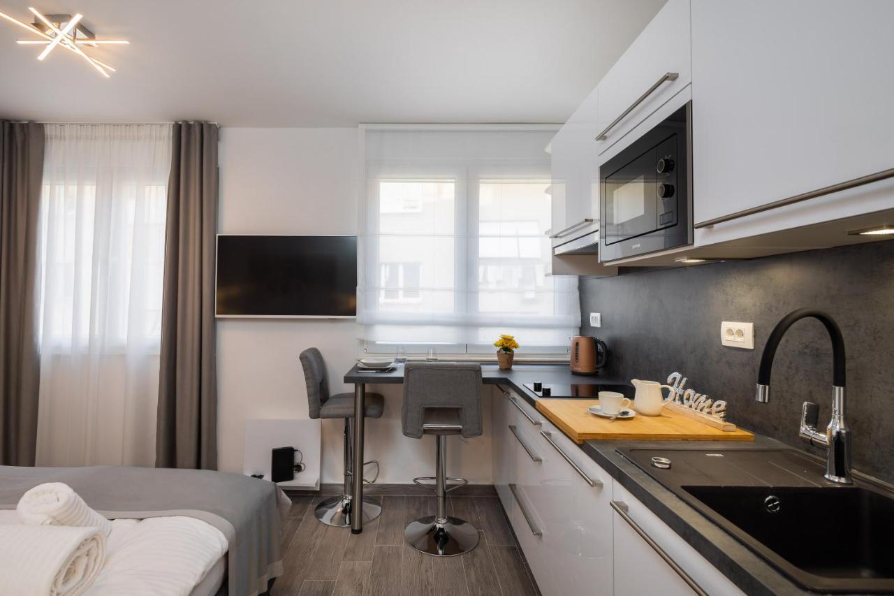 Luxury Studios & Room Five Split Luaran gambar