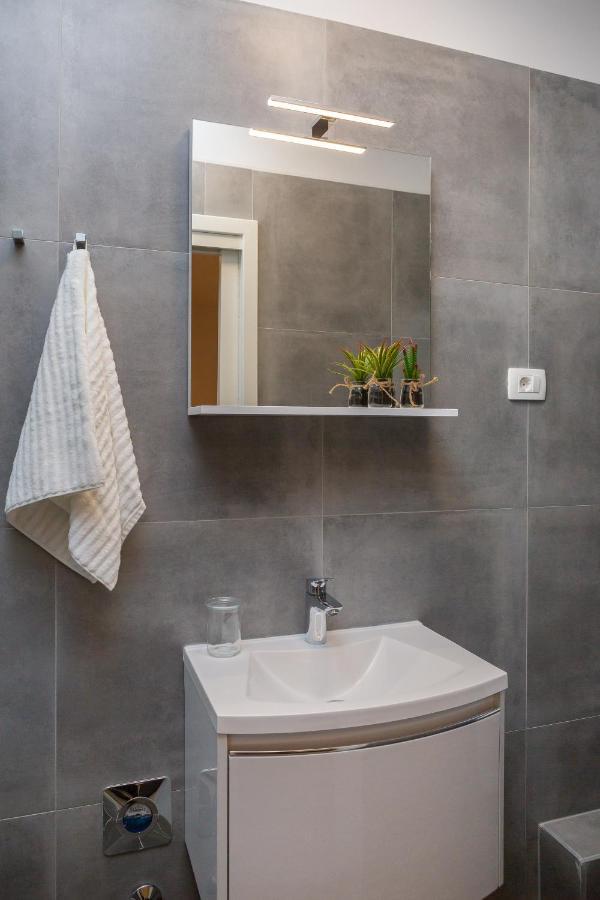 Luxury Studios & Room Five Split Luaran gambar