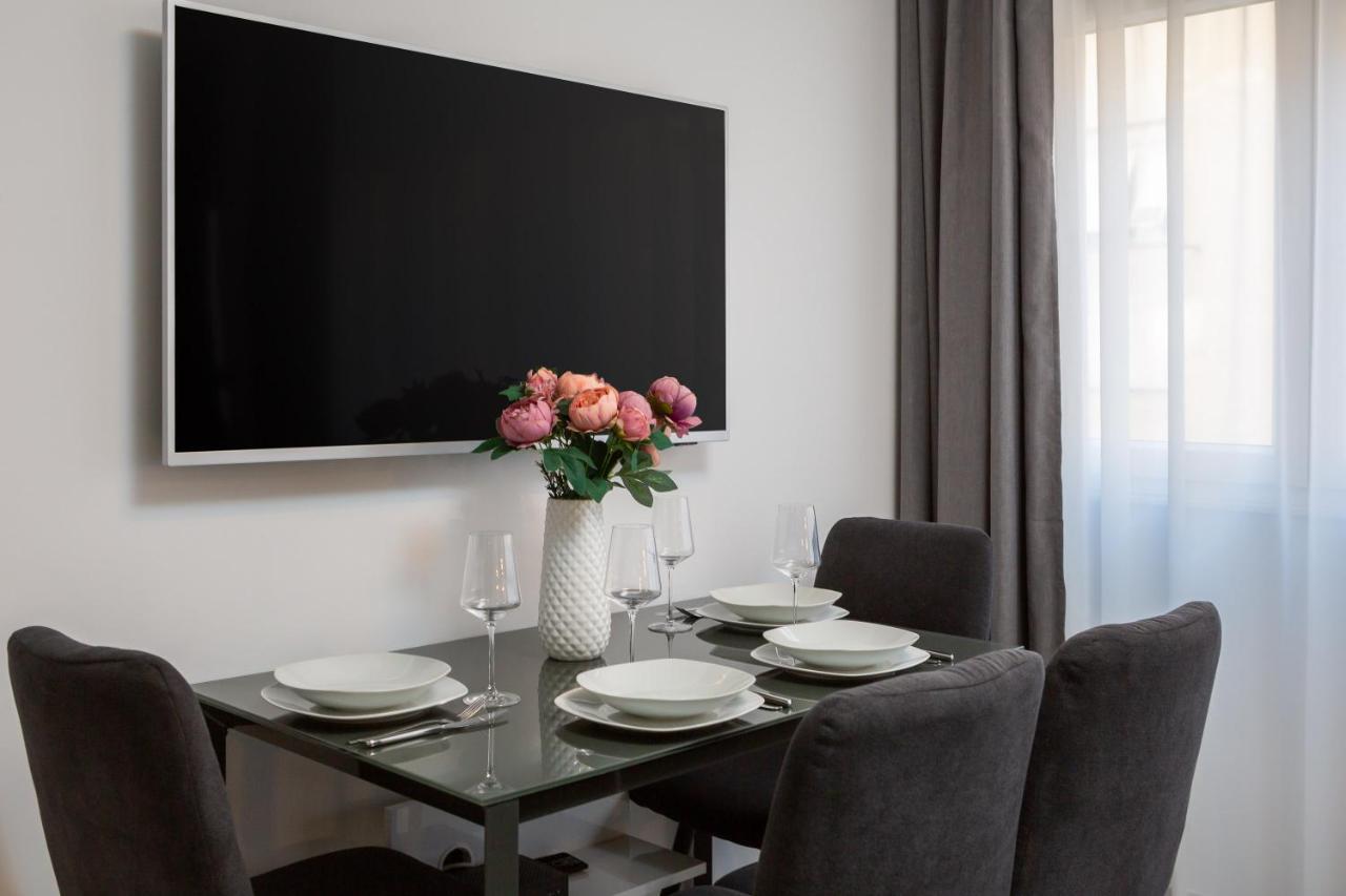 Luxury Studios & Room Five Split Luaran gambar