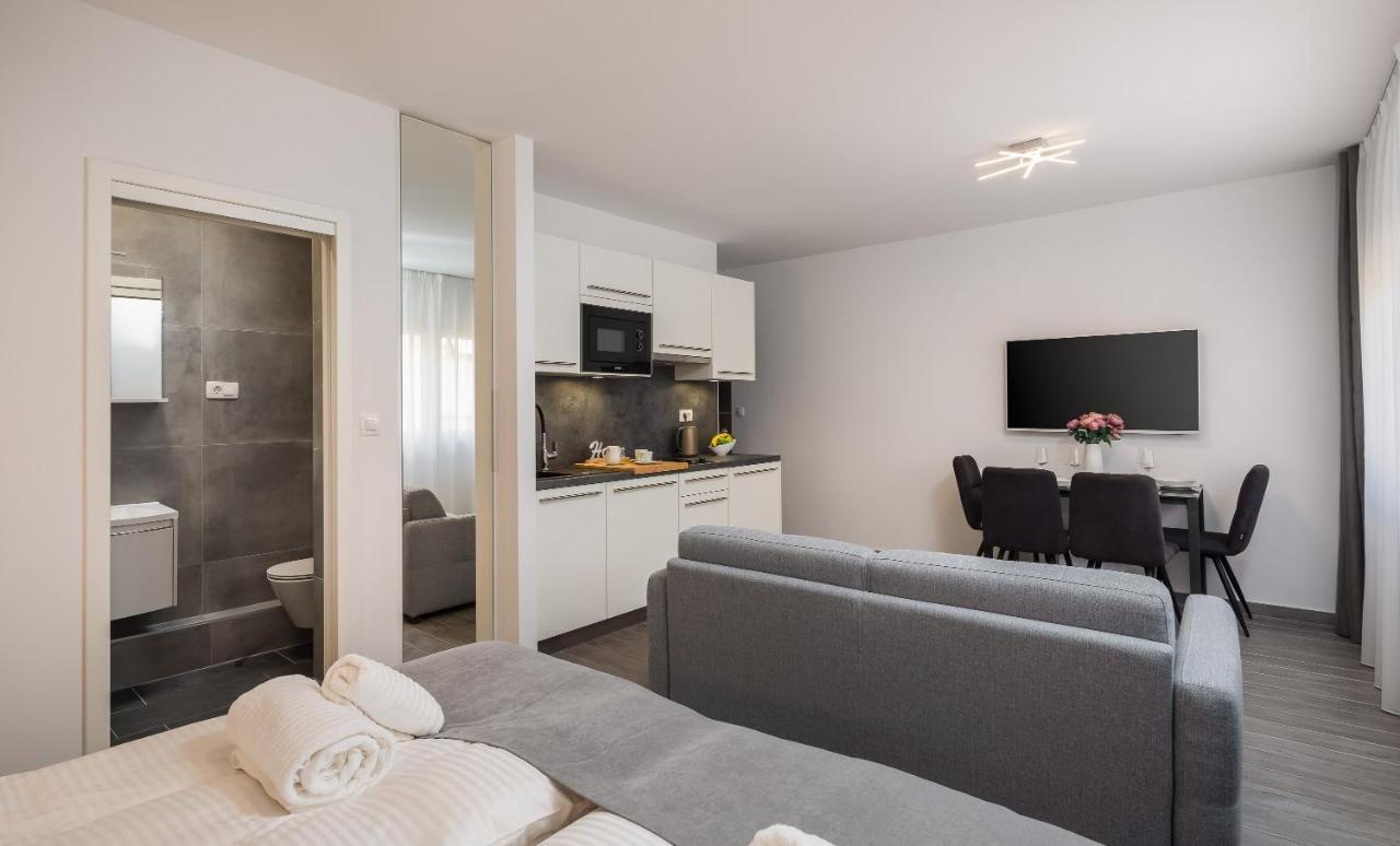 Luxury Studios & Room Five Split Luaran gambar
