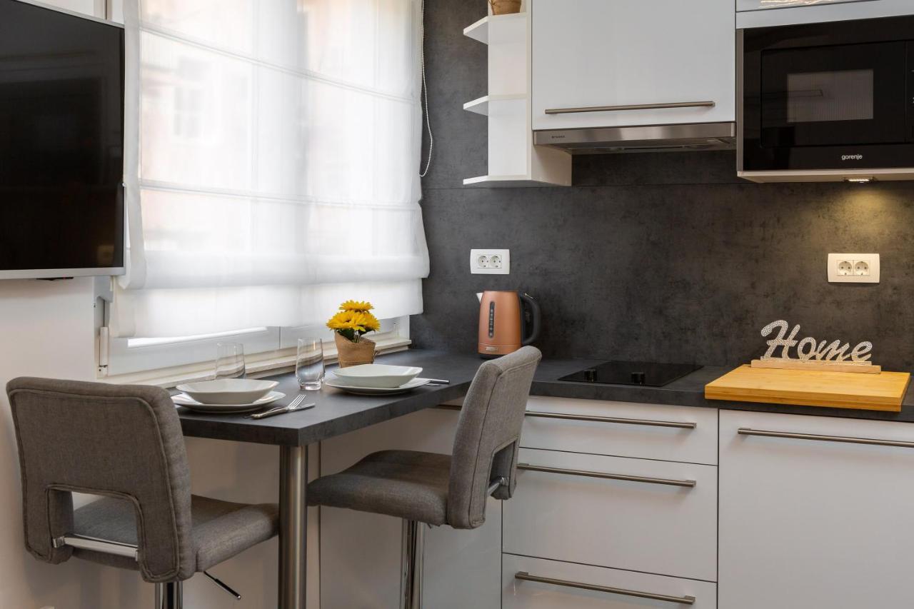 Luxury Studios & Room Five Split Luaran gambar