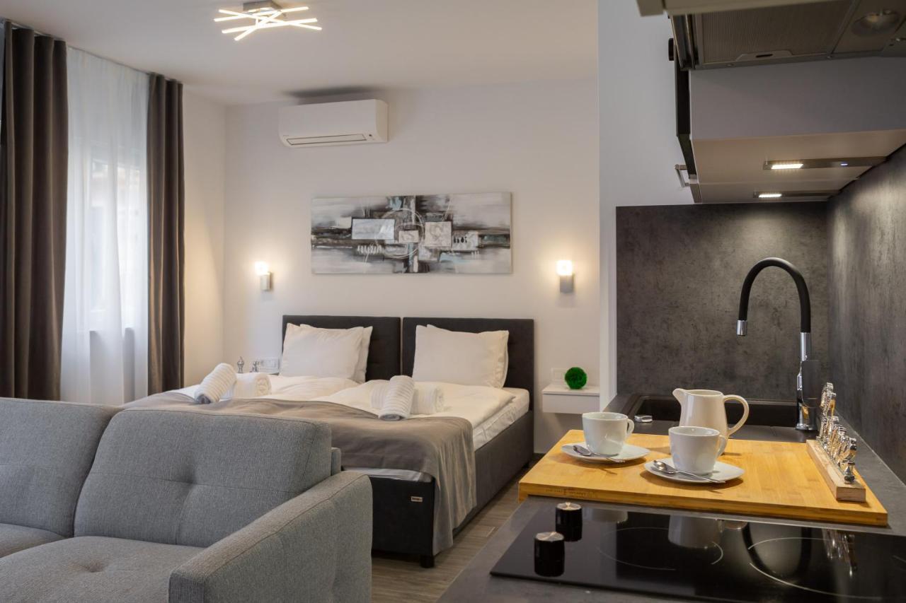 Luxury Studios & Room Five Split Luaran gambar